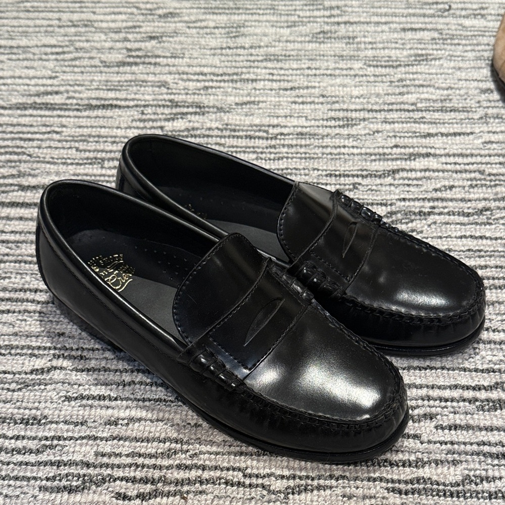 J.Crew leather black penny loafers with rubber sole Size 5 NWT